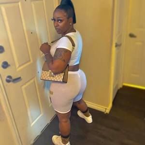 Meet your Posher, Coraa